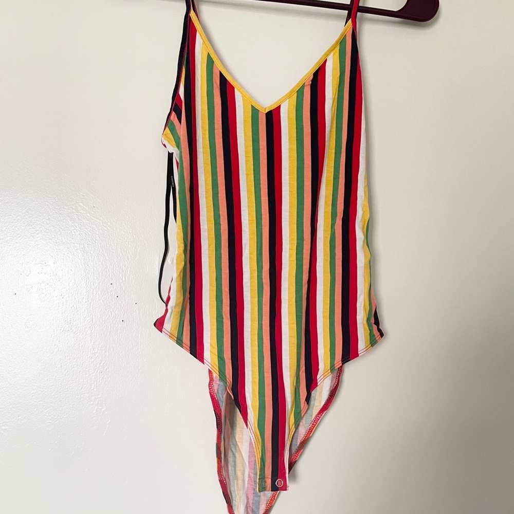 Forever 21 colorful bodysuit M (Never worn)
